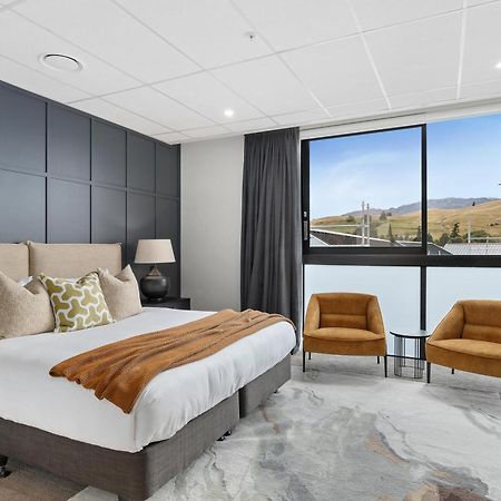 12Th Avenue Suites Κουίνσταουν Εξωτερικό φωτογραφία