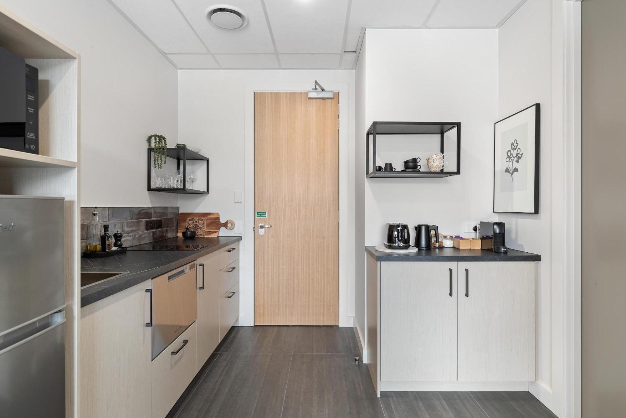 12Th Avenue Suites Κουίνσταουν Εξωτερικό φωτογραφία
