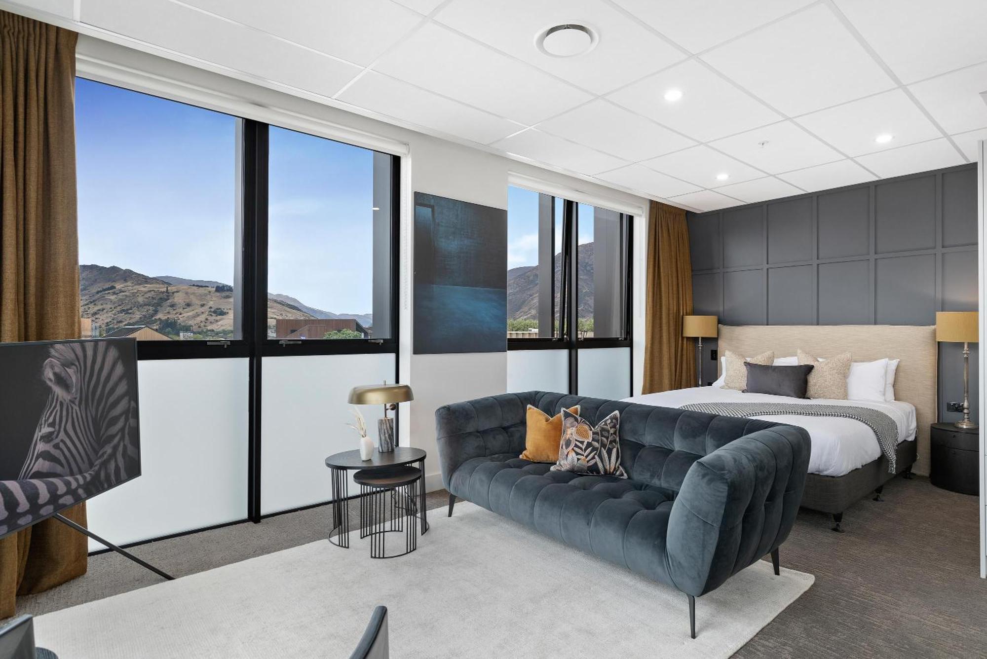 12Th Avenue Suites Κουίνσταουν Εξωτερικό φωτογραφία